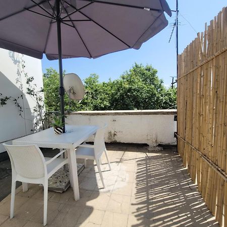 An Apartment With Fireplace Tirana Esterno foto