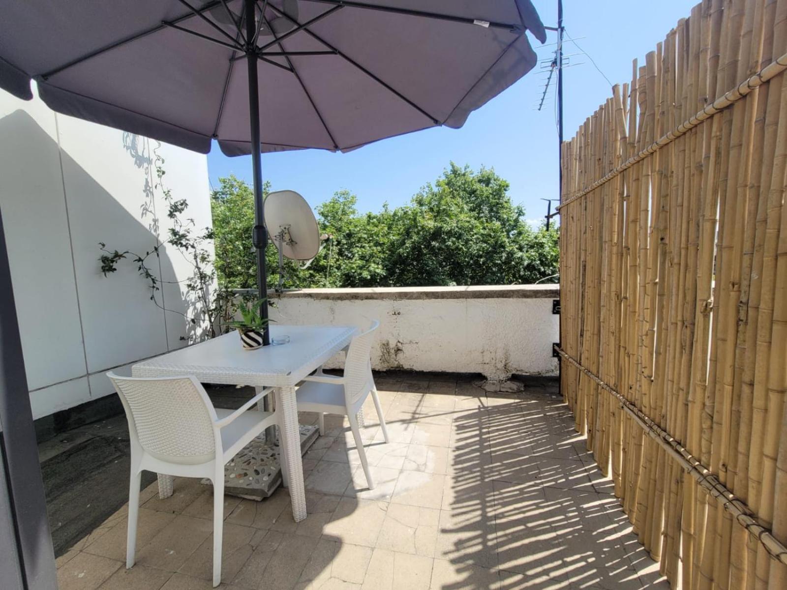 An Apartment With Fireplace Tirana Esterno foto